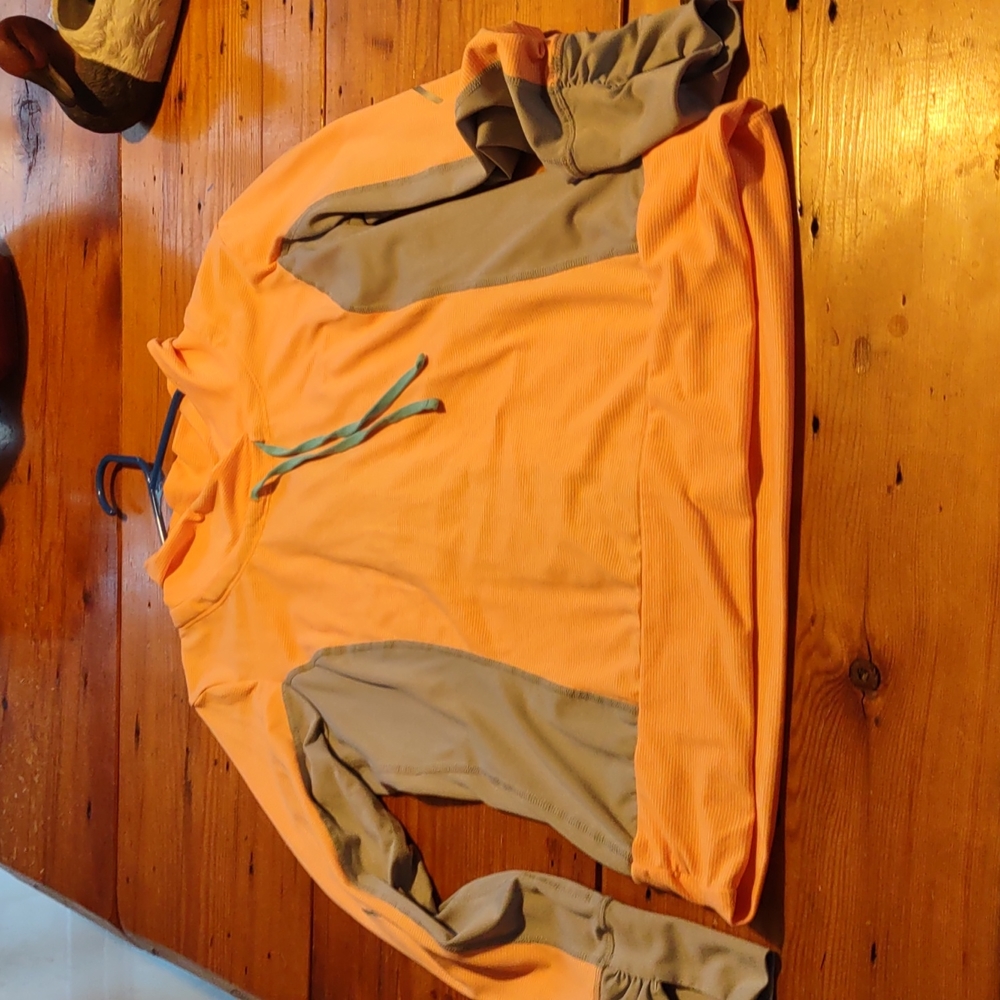Kiwi Kate sz large long sleeve